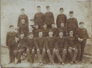 Fotografija senožeških gasilcev iz leta 1912